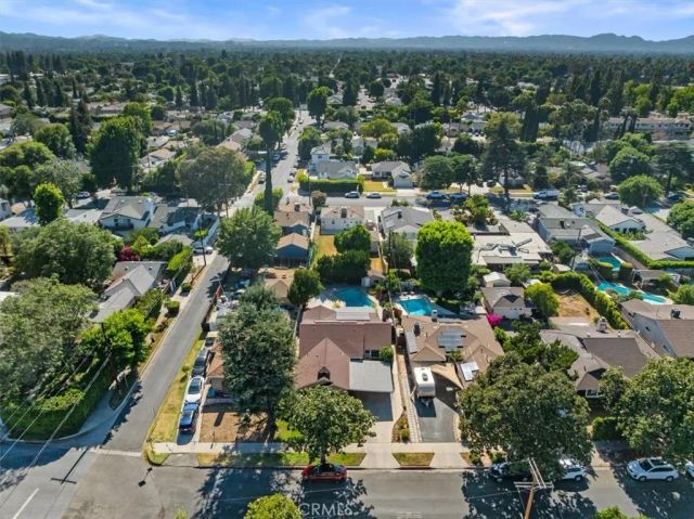 7007 Whitaker, Lake Balboa, CA 91406