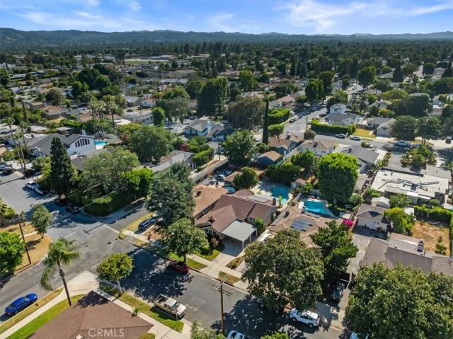 7007 Whitaker, Lake Balboa, CA 91406