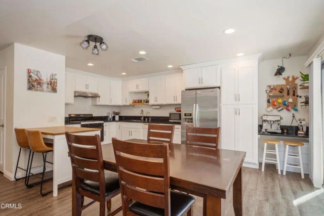 5204 Creekside Road, Camarillo, CA 93012