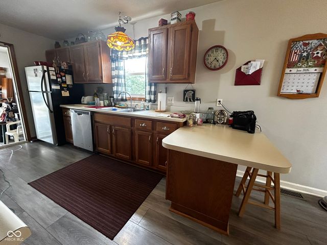 4684 Hackberry Drive, Columbus, IN 47201