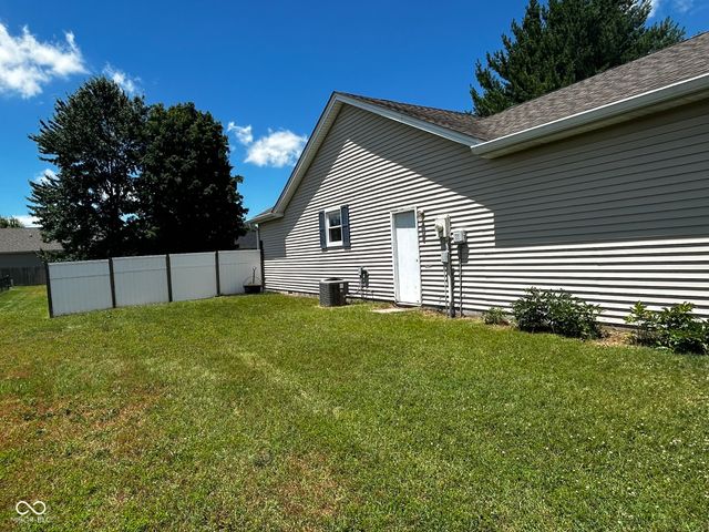 4684 Hackberry Drive, Columbus, IN 47201
