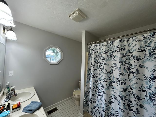 4684 Hackberry Drive, Columbus, IN 47201