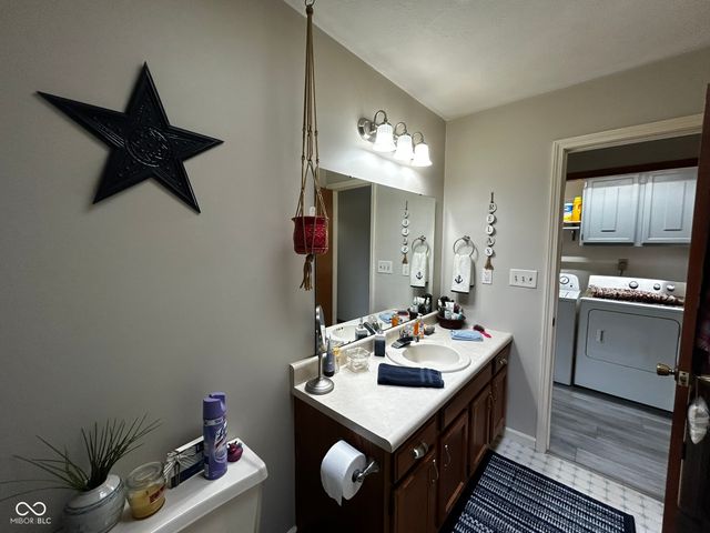 4684 Hackberry Drive, Columbus, IN 47201