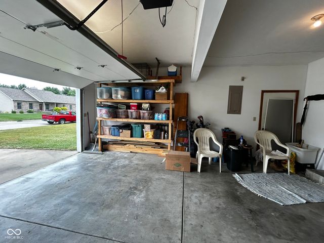 4684 Hackberry Drive, Columbus, IN 47201