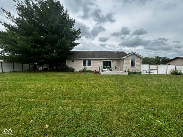 4684 Hackberry Drive, Columbus, IN 47201