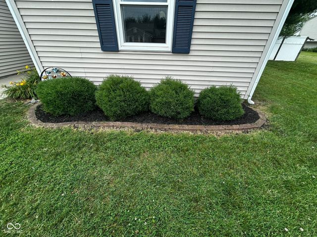 4684 Hackberry Drive, Columbus, IN 47201