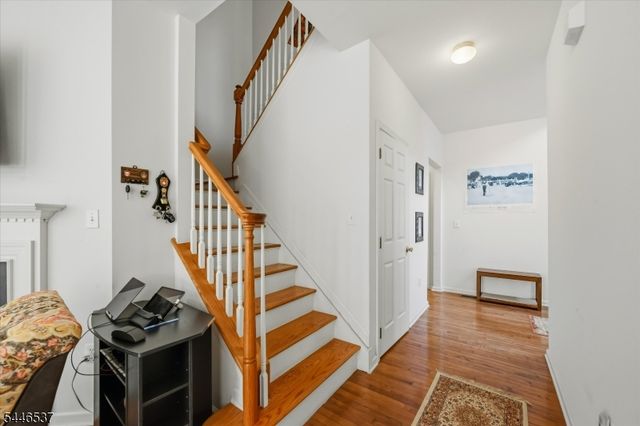 10 Indian Field Dr, Hardyston Twp., NJ 07419