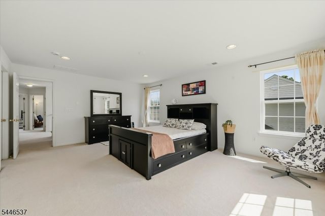 10 Indian Field Dr, Hardyston Twp., NJ 07419