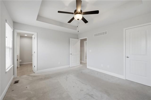 1109 SW Arborway Drive, Lee's Summit, MO 64082