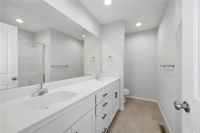1109 SW Arborway Drive, Lee's Summit, MO 64082