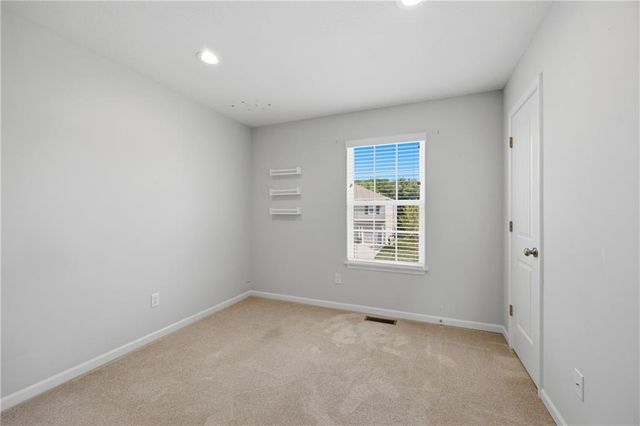 1109 SW Arborway Drive, Lee's Summit, MO 64082