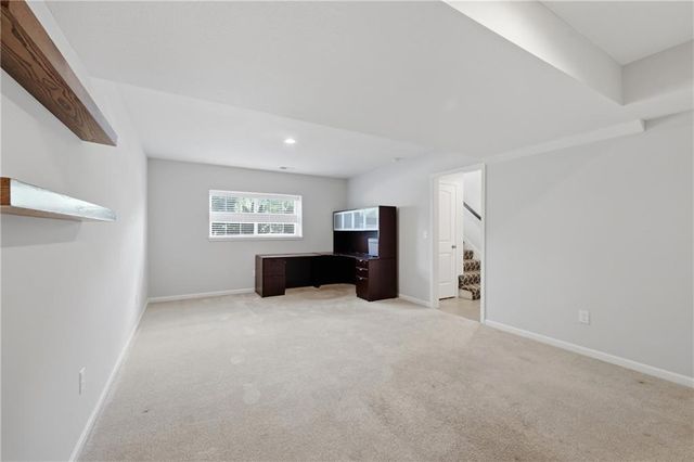 1109 SW Arborway Drive, Lee's Summit, MO 64082