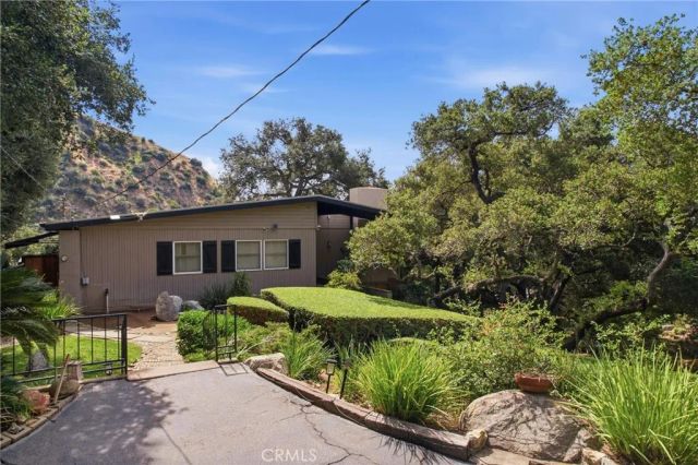 828 Oakglade, Monrovia, CA 91016