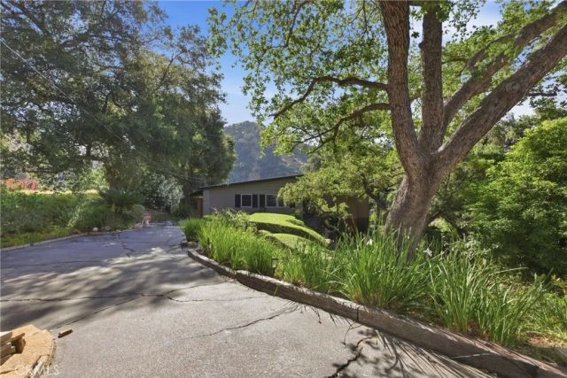 828 Oakglade, Monrovia, CA 91016