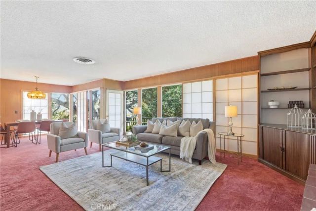 828 Oakglade, Monrovia, CA 91016