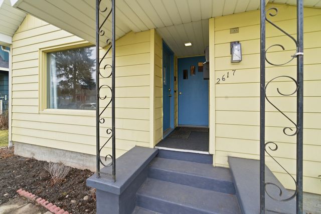 2617 W Cleveland Ave, Spokane, WA 99205