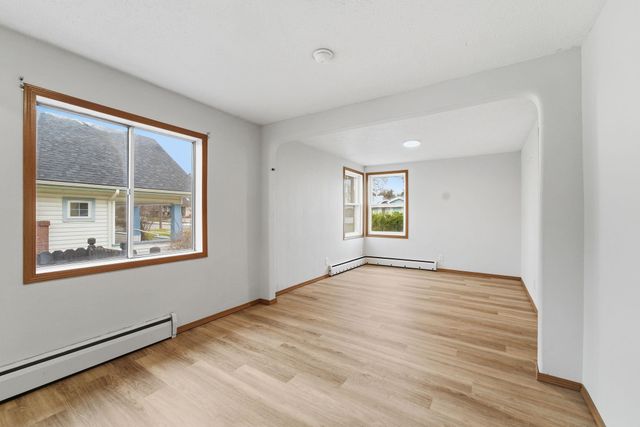 2617 W Cleveland Ave, Spokane, WA 99205