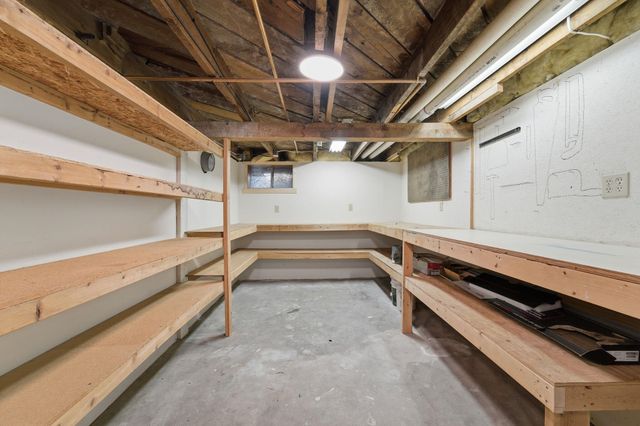 2617 W Cleveland Ave, Spokane, WA 99205