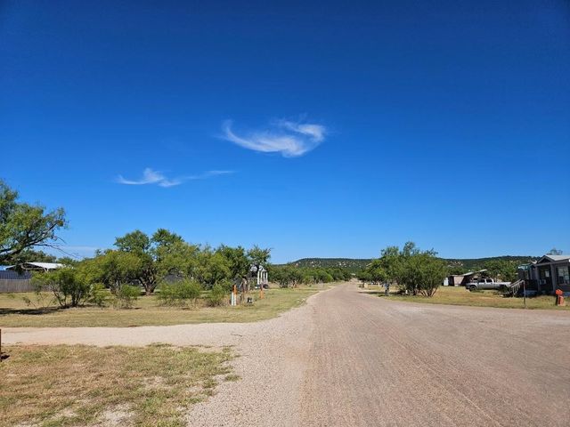1338 Maxwell Street, Buffalo Gap, TX 79508