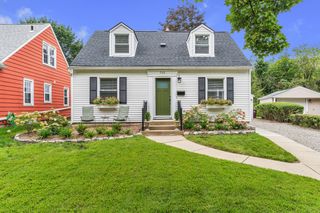 715 Linda Vista Avenue, Ann Arbor, MI 48103