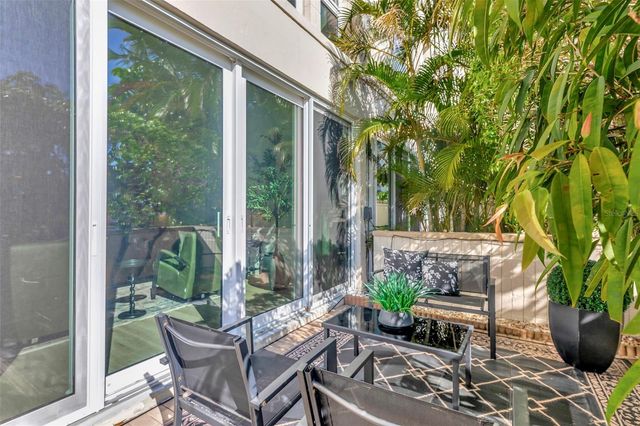 7400 SUN ISLAND DRIVE S 105, South Pasadena, FL 33707