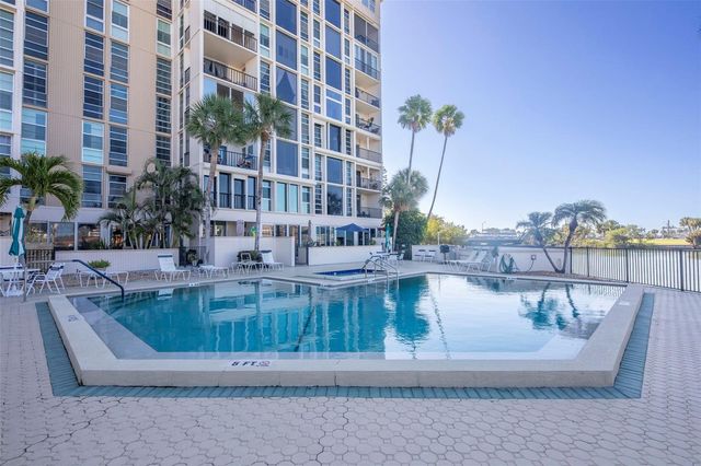 7400 SUN ISLAND DRIVE S 105, South Pasadena, FL 33707