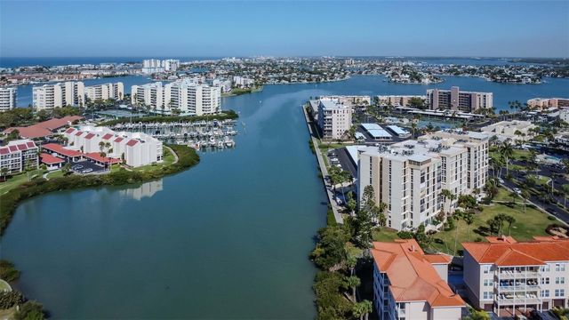 7400 SUN ISLAND DRIVE S 105, South Pasadena, FL 33707