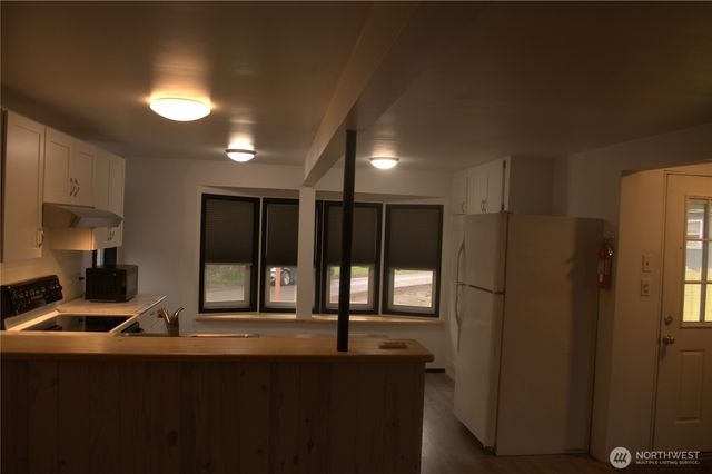 7136 Portal Way, Ferndale, WA 98248