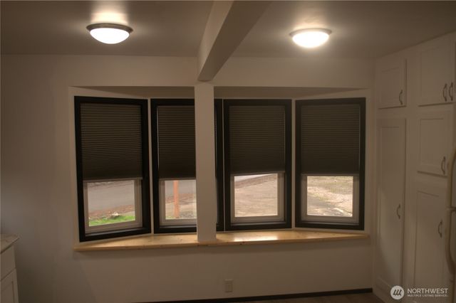 7136 Portal Way, Ferndale, WA 98248