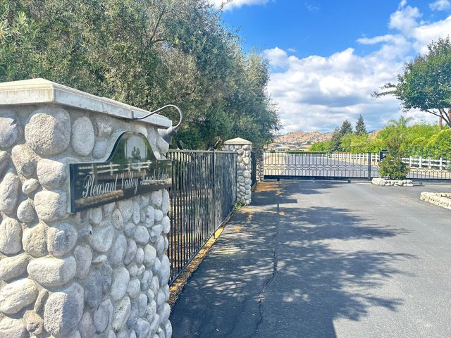 17603 Meagan Court, Springville, CA 93265