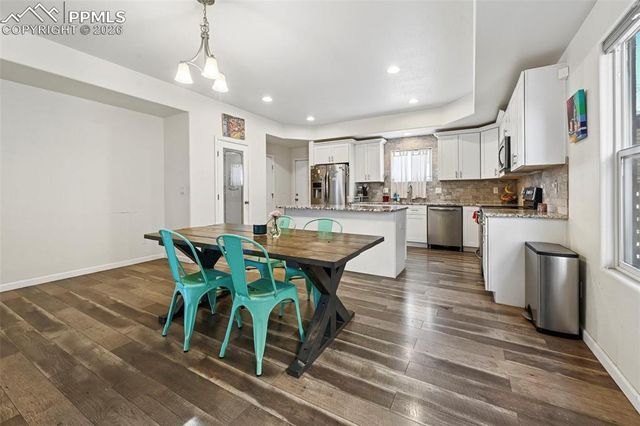 734 N Walnut Street, Colorado Springs, CO 80905