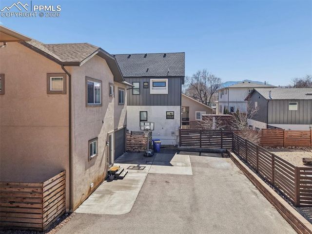 734 N Walnut Street, Colorado Springs, CO 80905