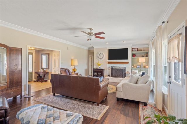 5887 Elliott Road, Lake Charles, LA 70605