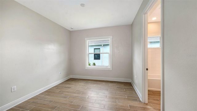 9940 CRYSTAL ISLES CIRCLE, Sarasota, FL 34241