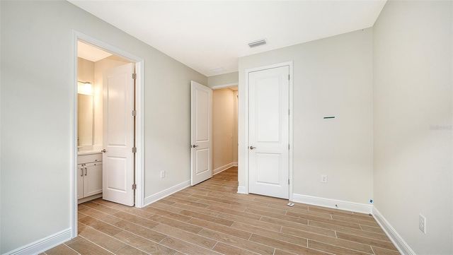 9940 CRYSTAL ISLES CIRCLE, Sarasota, FL 34241