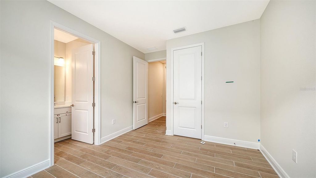 Image 30 of property listing at 9940 CRYSTAL ISLES CIRCLE, Sarasota, FL 34241