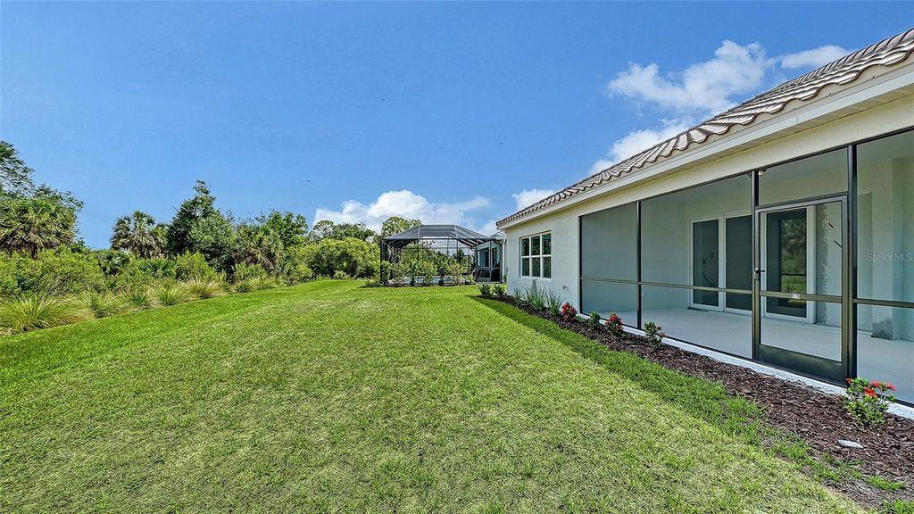 Image 45 of property listing at 9940 CRYSTAL ISLES CIRCLE, Sarasota, FL 34241
