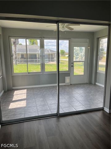 1923 NE 4th TER, Cape Coral, FL 33909