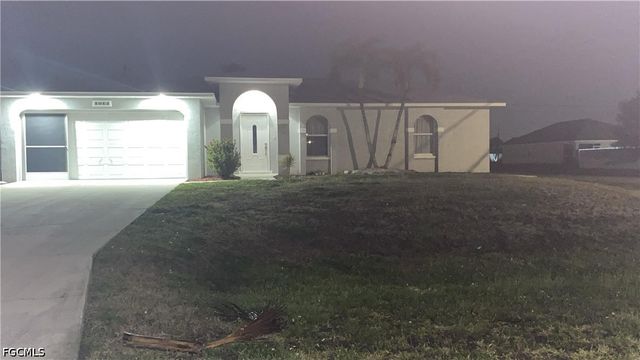 1923 NE 4th TER, Cape Coral, FL 33909
