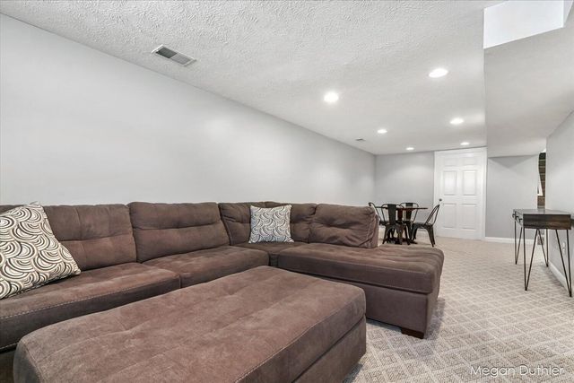 3715 Boone Avenue, Wyoming, MI 49519