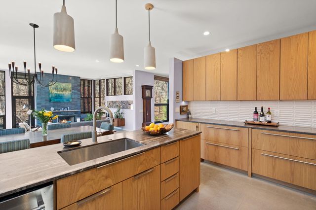 5 Cypress Lane, Dune Acres, IN 46304