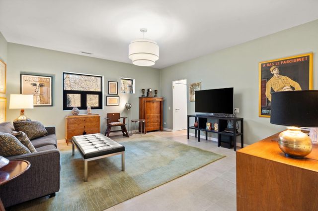 5 Cypress Lane, Dune Acres, IN 46304