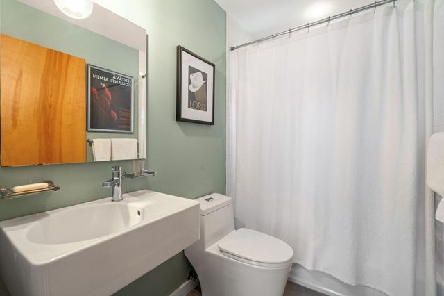 5 Cypress Lane, Dune Acres, IN 46304