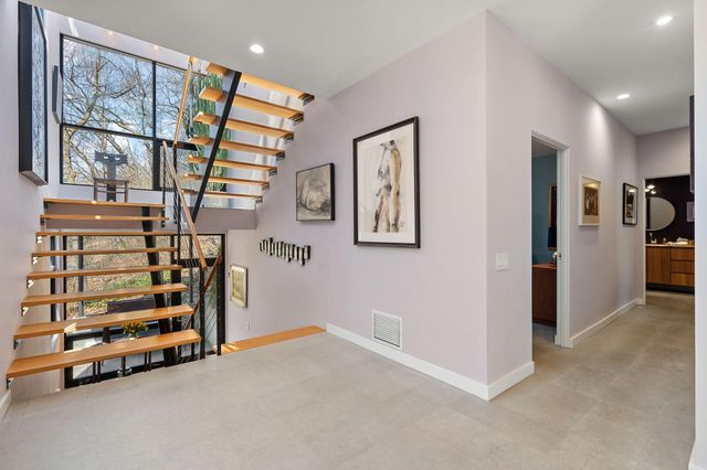 5 Cypress Lane, Dune Acres, IN 46304