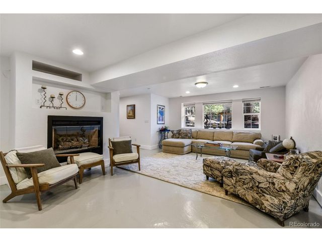 6020 Castlewood Ln, Colorado Springs, CO 80918