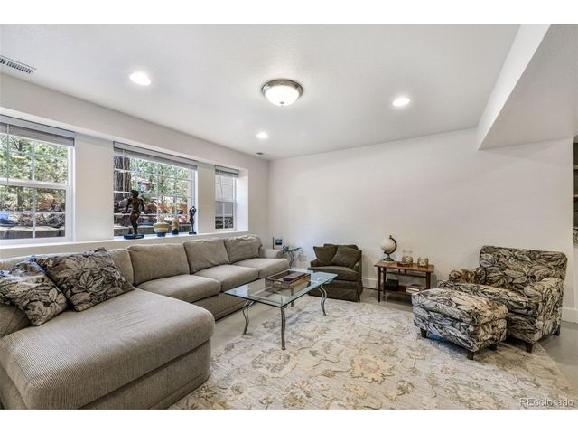 6020 Castlewood Ln, Colorado Springs, CO 80918