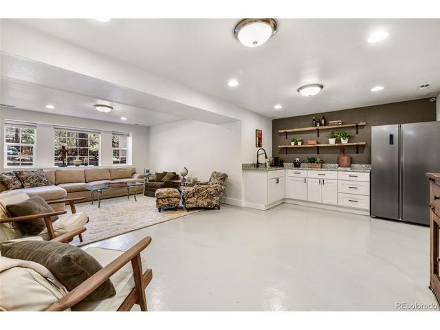 6020 Castlewood Ln, Colorado Springs, CO 80918