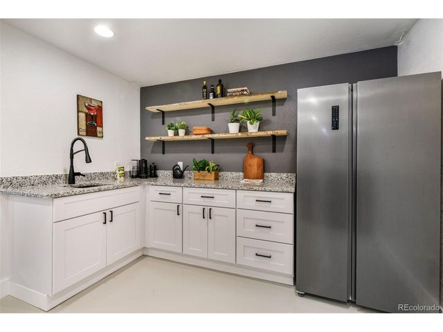 6020 Castlewood Ln, Colorado Springs, CO 80918