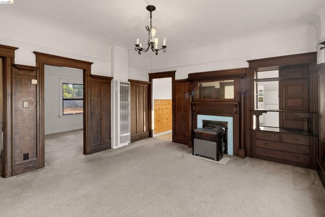 2338 Roosevelt Ave, Berkeley, CA 94703