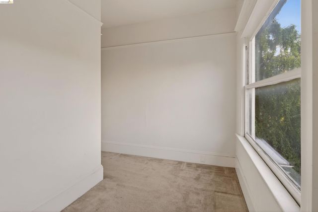 2338 Roosevelt Ave, Berkeley, CA 94703
